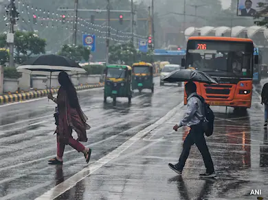 p3toftj4_delhi-rain-ani_625x300_12_August_26